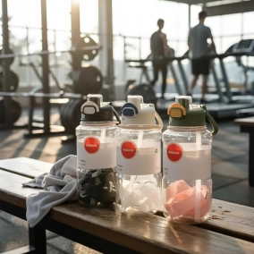 Botella 1L con Correa Verde